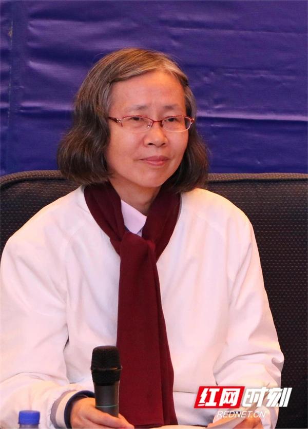 今年的诺贝尔文学大奖会落谁头上

按照诺贝尔奖项公布顺序，2026年度诺贝尔文学