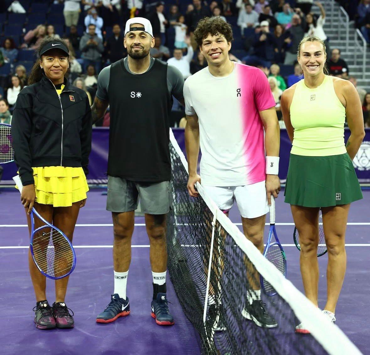 萨巴伦卡、克耶高斯、大坂直美、谢尔顿参加表演赛网坛风云