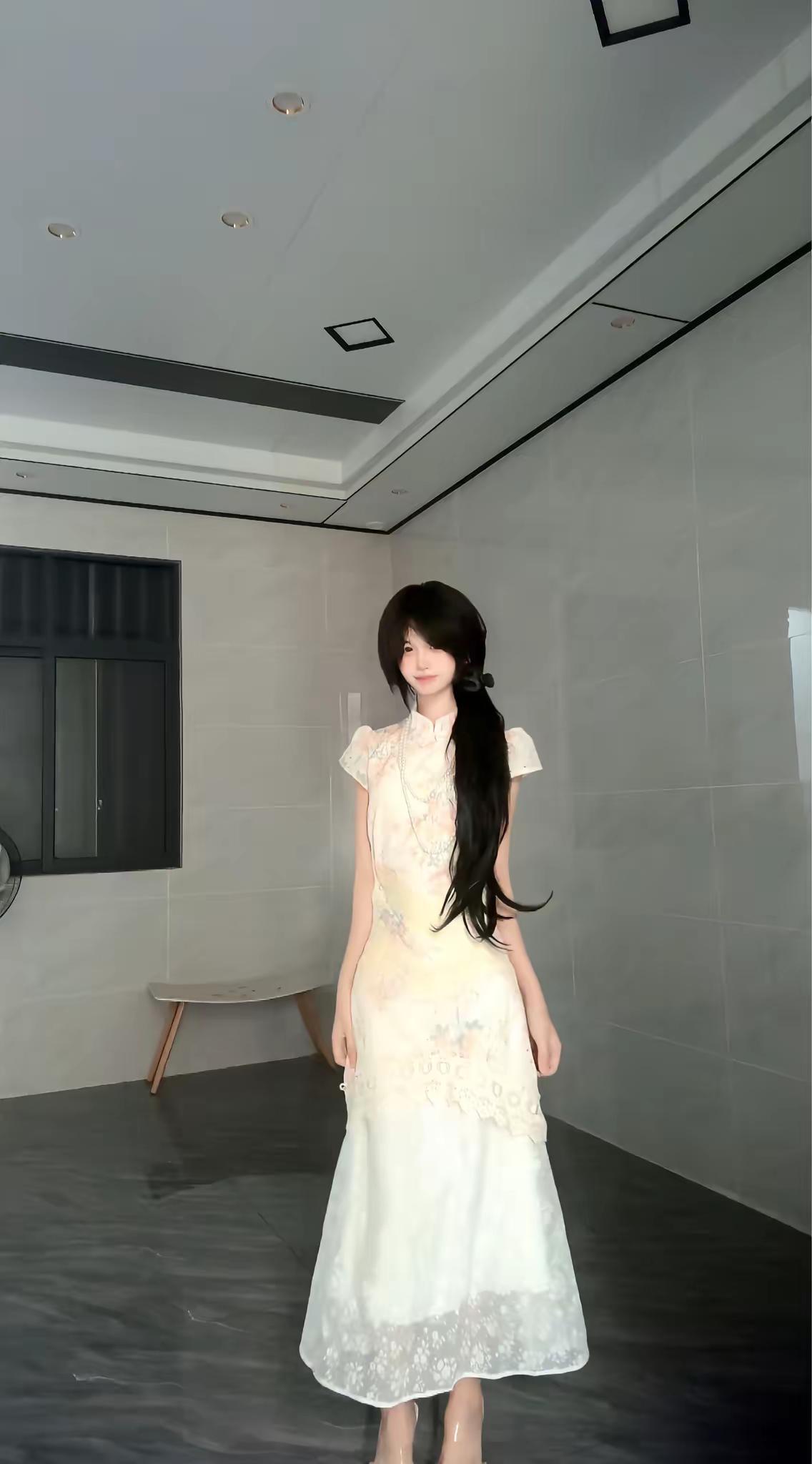 偷来梨蕊三分白，借得梅花一缕魂