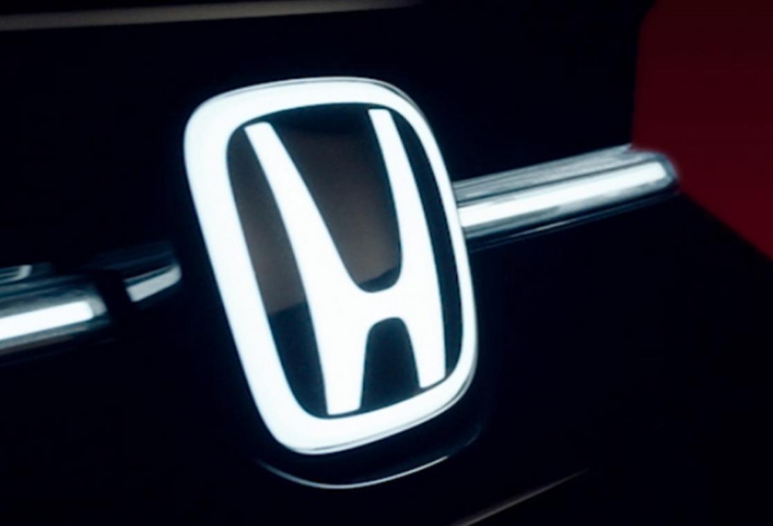 本田在泰国发布更亲民车型
近日，混合动力版本田思域如今拥有了更触手可及的选择——