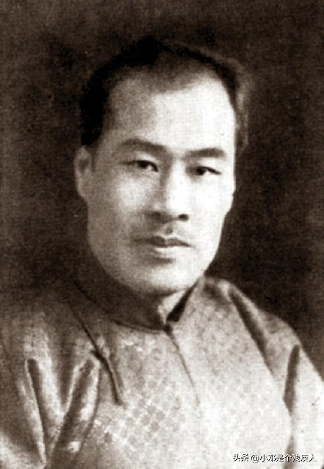 魏文翰（1896—1987）是天津人，中国著名律师、海商法专家、海损理算专家。