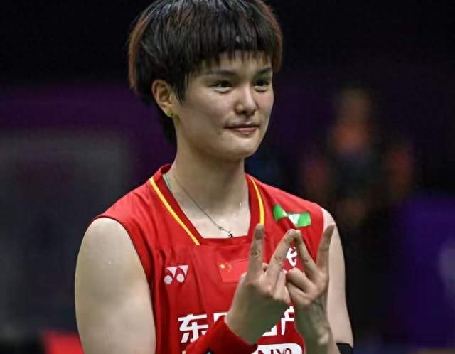 戏剧性！丹麦赛变局！王祉怡不战晋级，国羽女单提前上演惨烈内战