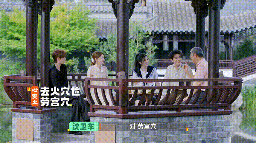 沈老师两年了还没放弃夏之光沈老师劝夏之光学医谁能想到两年前的劝学名场面还能续上，