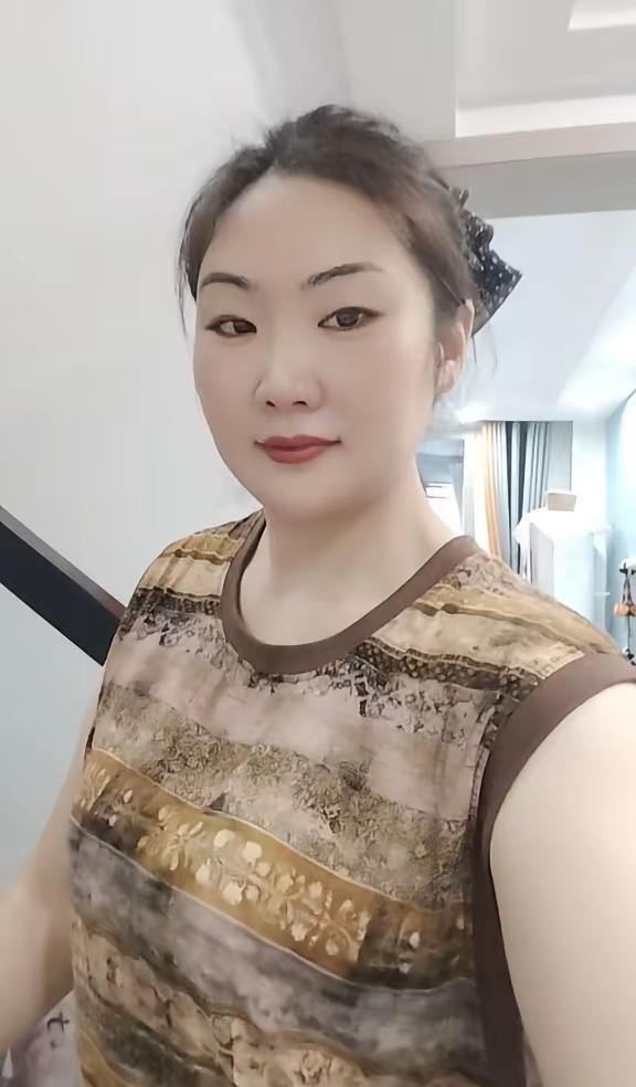 不喜欢和心眼多的人相处，处处提防，实在太累。也不愿和太过精明的人来往，身知不够圆