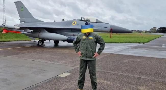 美国国防部副发言人回应乌克兰F-16战斗机被击落问题

在美国国防部新闻简报会上