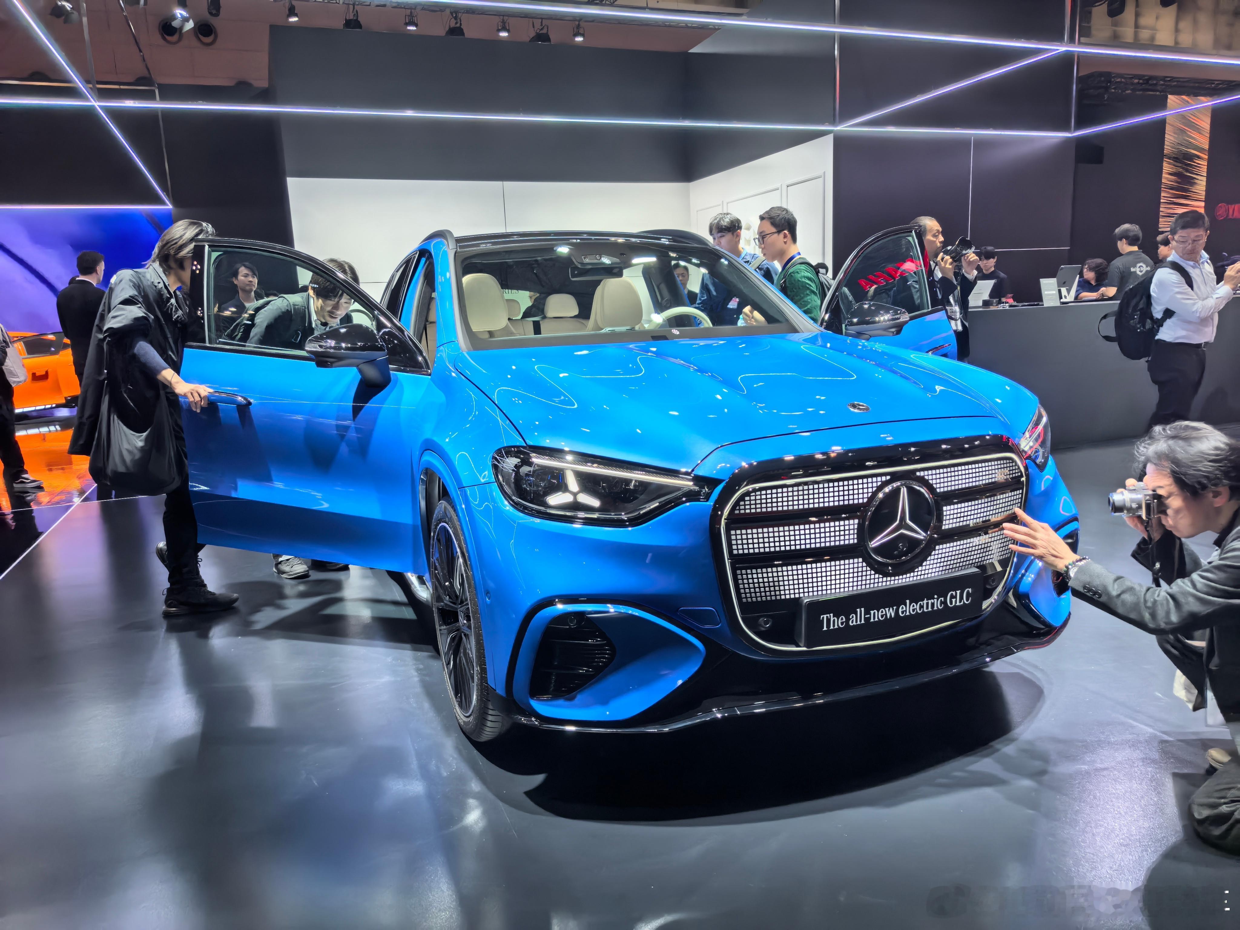 新的奔驰GLC纯电版2025东京车展 ​​​