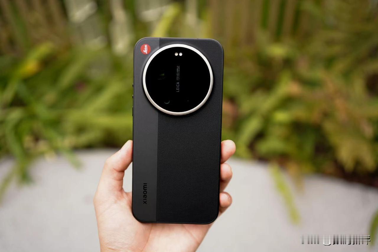 小米17Ultra徕卡定制版[赞]对比普通版加价500，这样看性价比还是很高的！