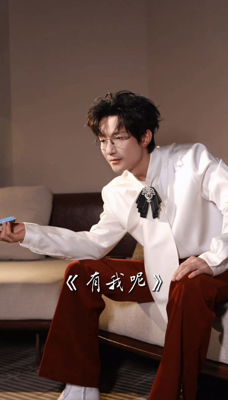 去哪个楼下散步能偶遇🍐，急急急 