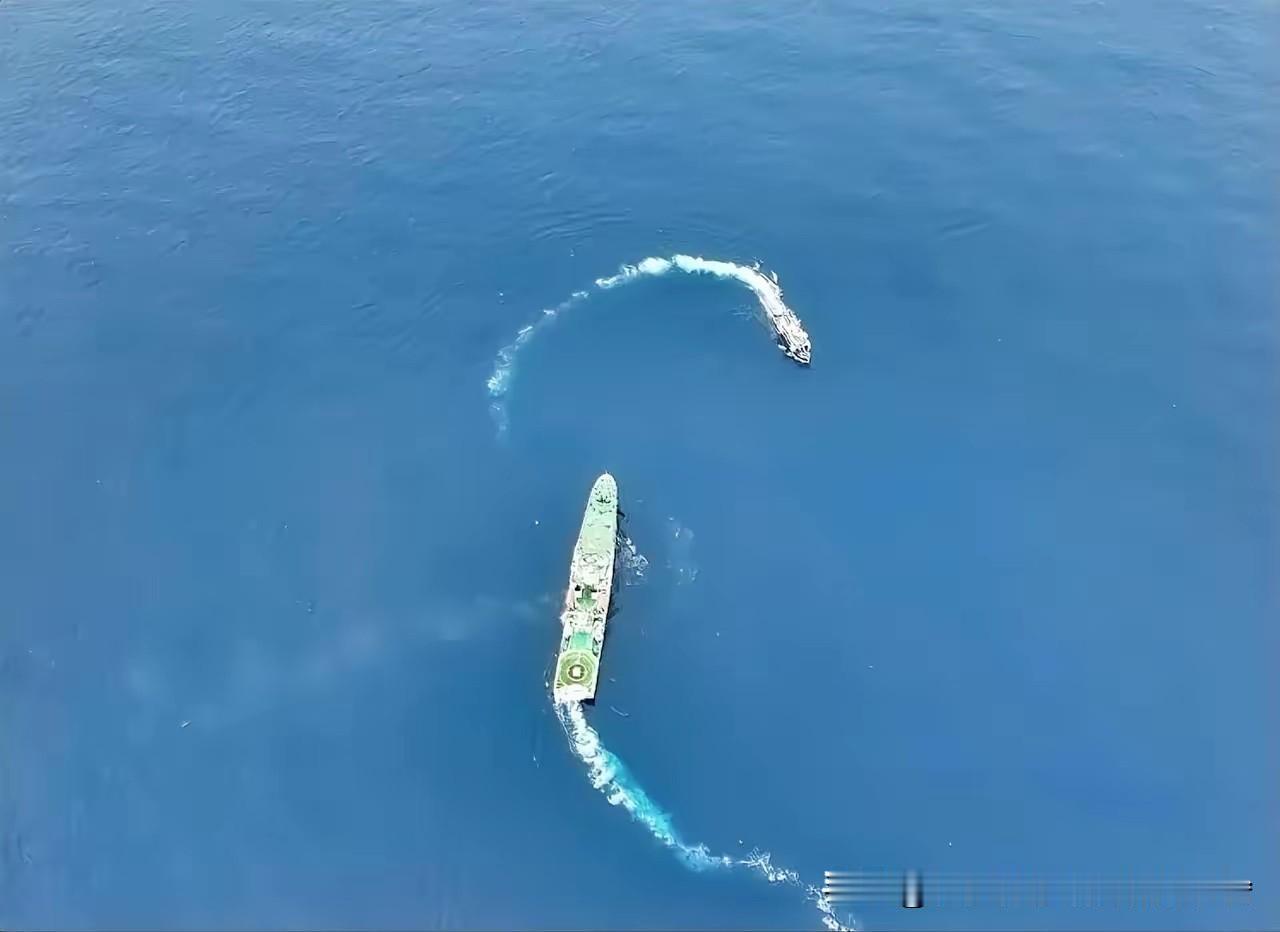 太嚣张了！9月18日，菲方3015号船在中国仙宾礁海域故意碰撞我海警艇，我们坚决