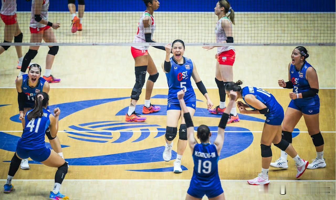 意料之外！泰妹给力，3：1把日本女排阻挡在决赛之外！同时也获得明年世界杯的资格！