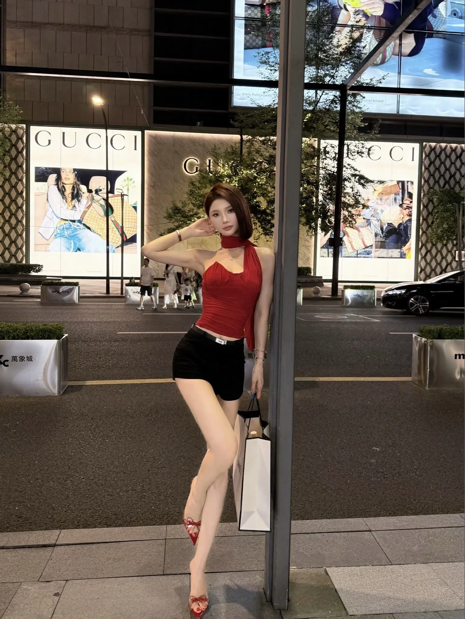 背后说你怎么了 当面说你你又受不了