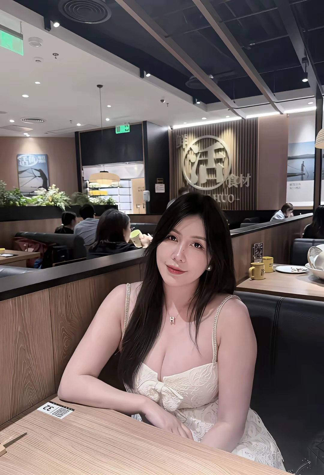 我很好奇，我闺蜜这样的颜值为什么就找不到男朋友了？ 清远
