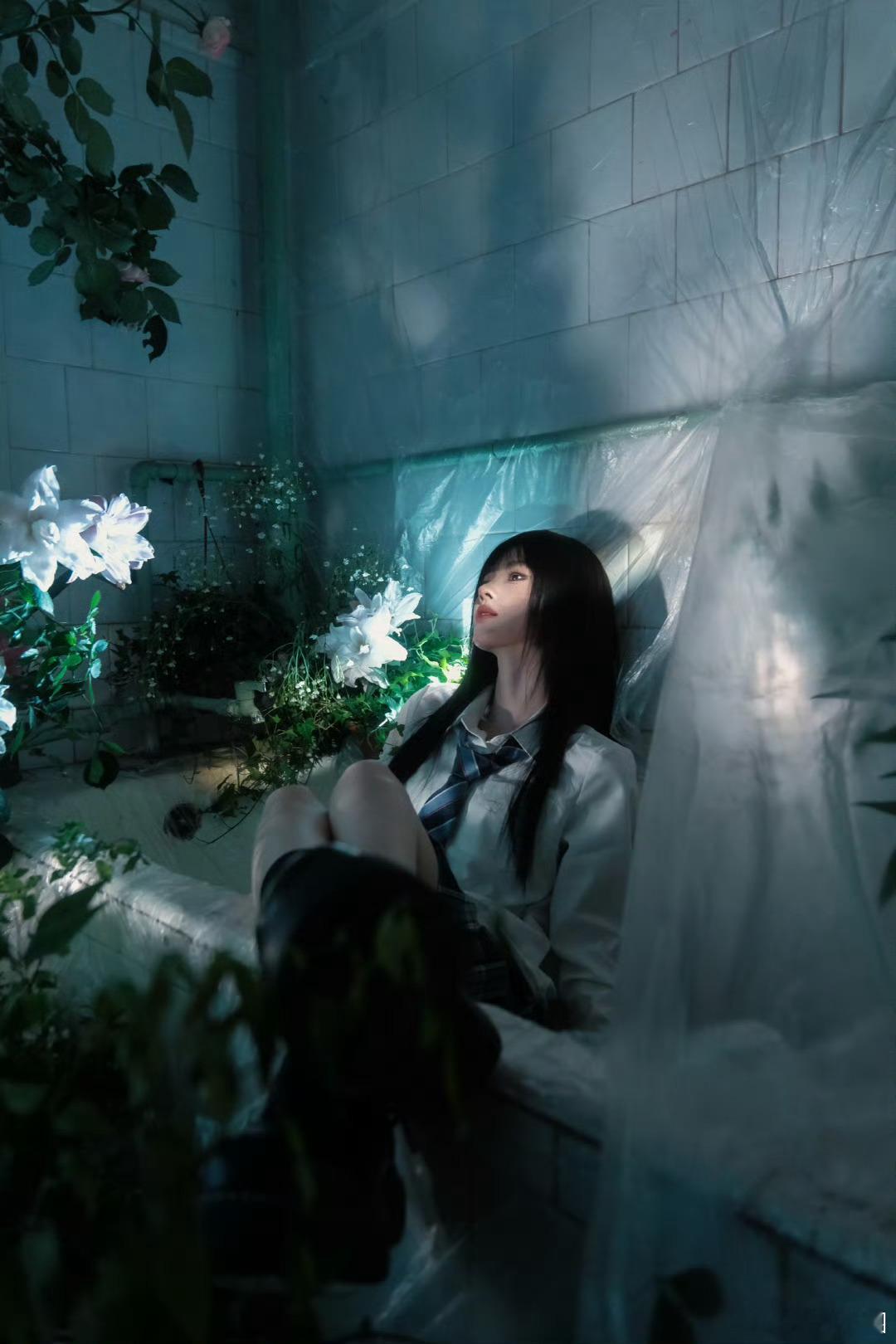 鞠婧祎百合少女鞠婧祎立夏营业 哇 ​是一朵病娇百合女 ​​​