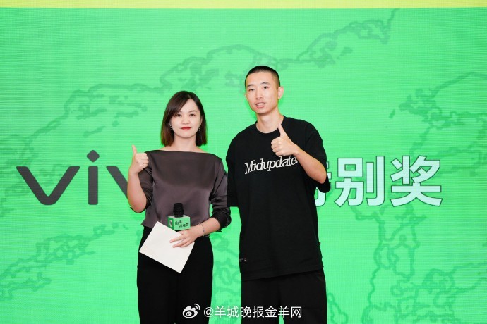 2025山海训练营期间，支持山海计划20强青年导演用手机完成驻地创作，鼓励创作者