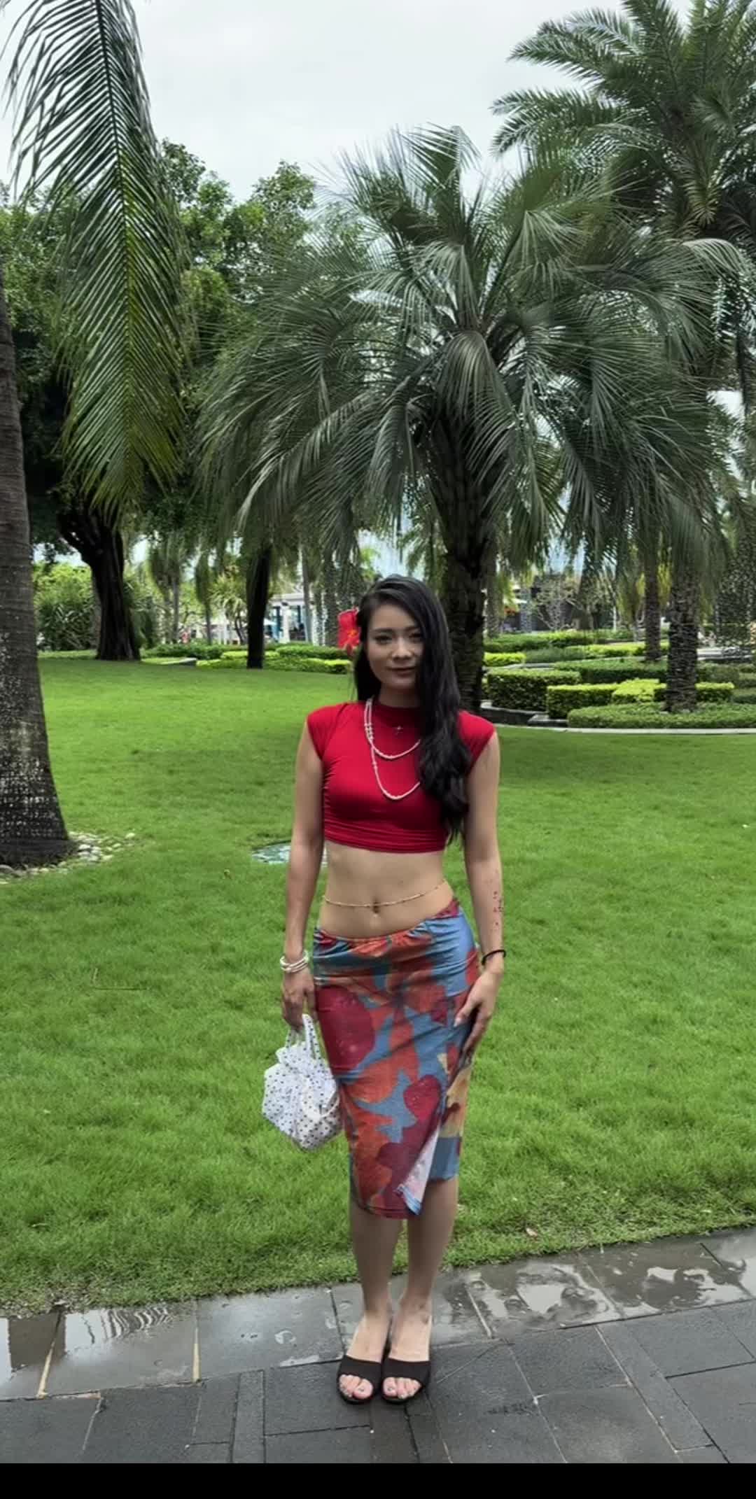 爱是生活的礼物，不是救命的稻草