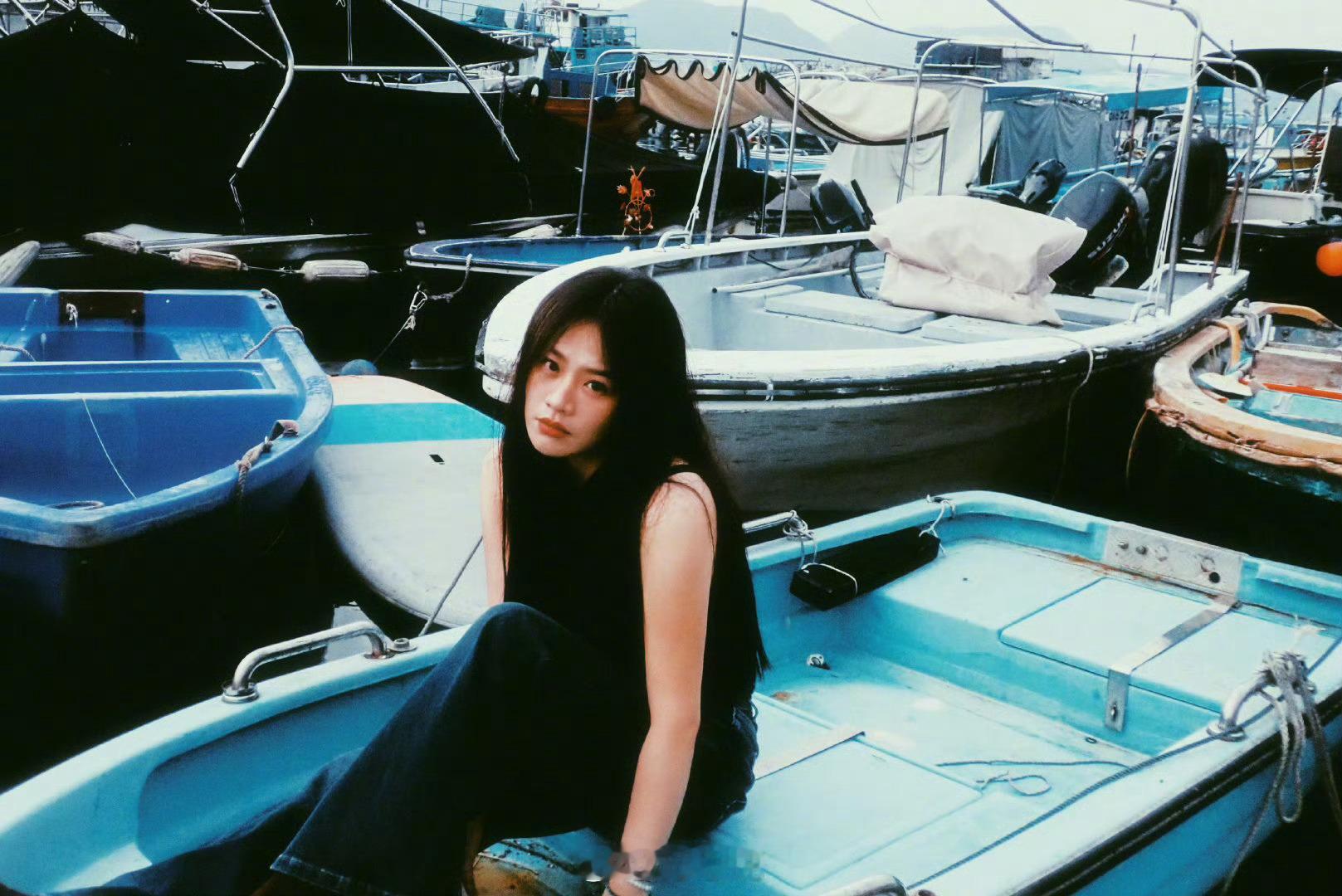 马思纯码头ccd马思纯港风文艺大片 好文艺的一组！ 