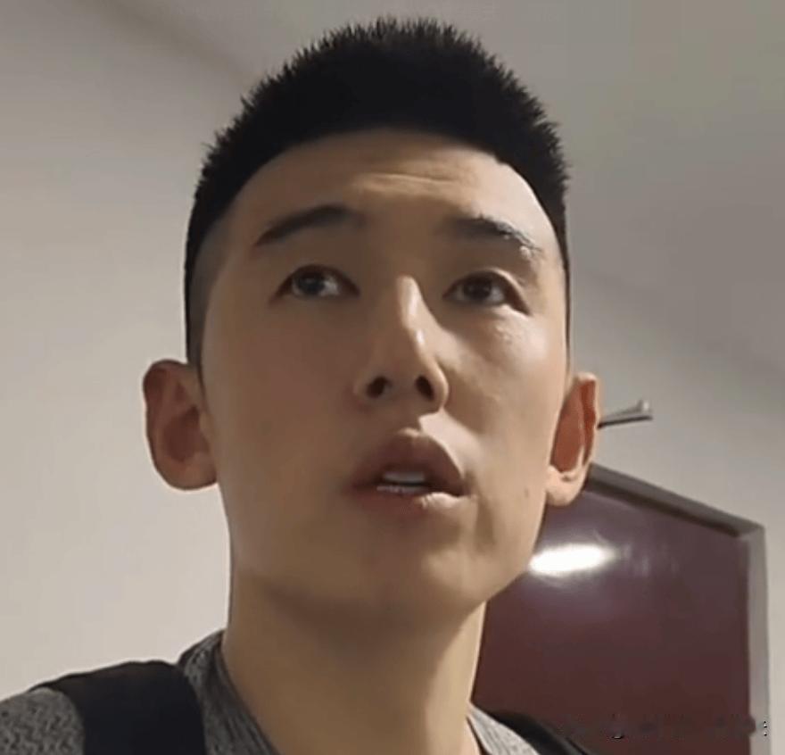 时不我待！辽篮热身赛暴露隐患，乌戈急需三点调整是冲四强关键，特别是最后一点！关乎