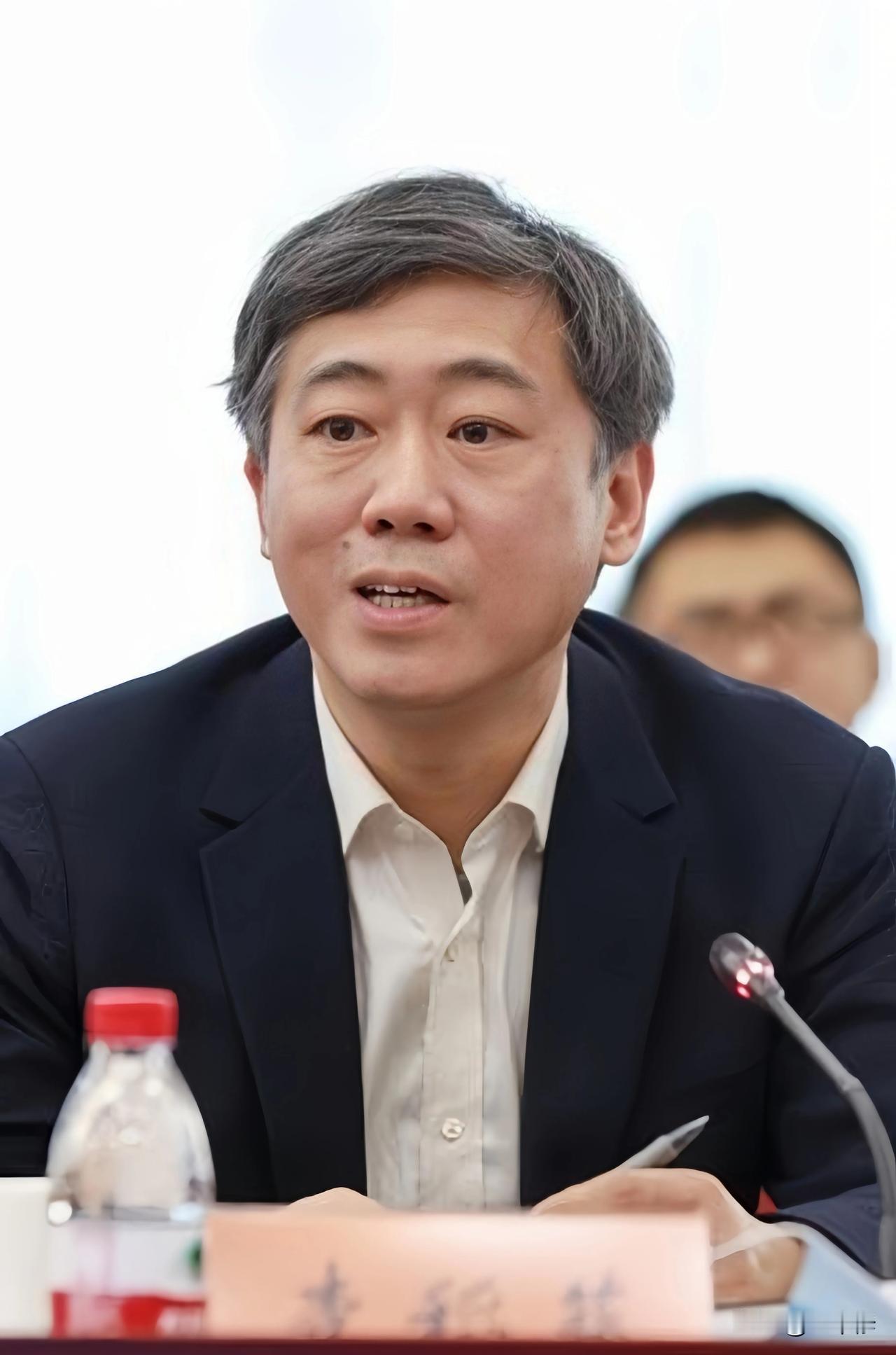 2024年春节，有专家建议发放1万亿消费券，以此有效刺激消费！

说实话，消费券