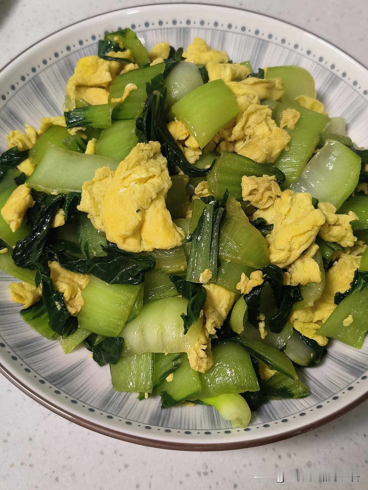 分享我这周有趣的事：说一个让我都觉得奇怪想笑的事。

我连着一周发头条或者文章，