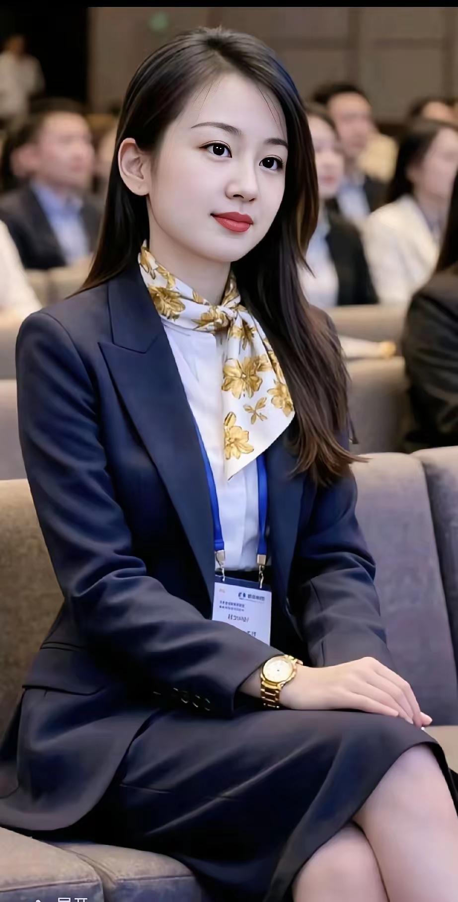 女人这辈子，真正能依靠的还是自己。靠别人，就像在沙滩上建楼，根基不稳。



就