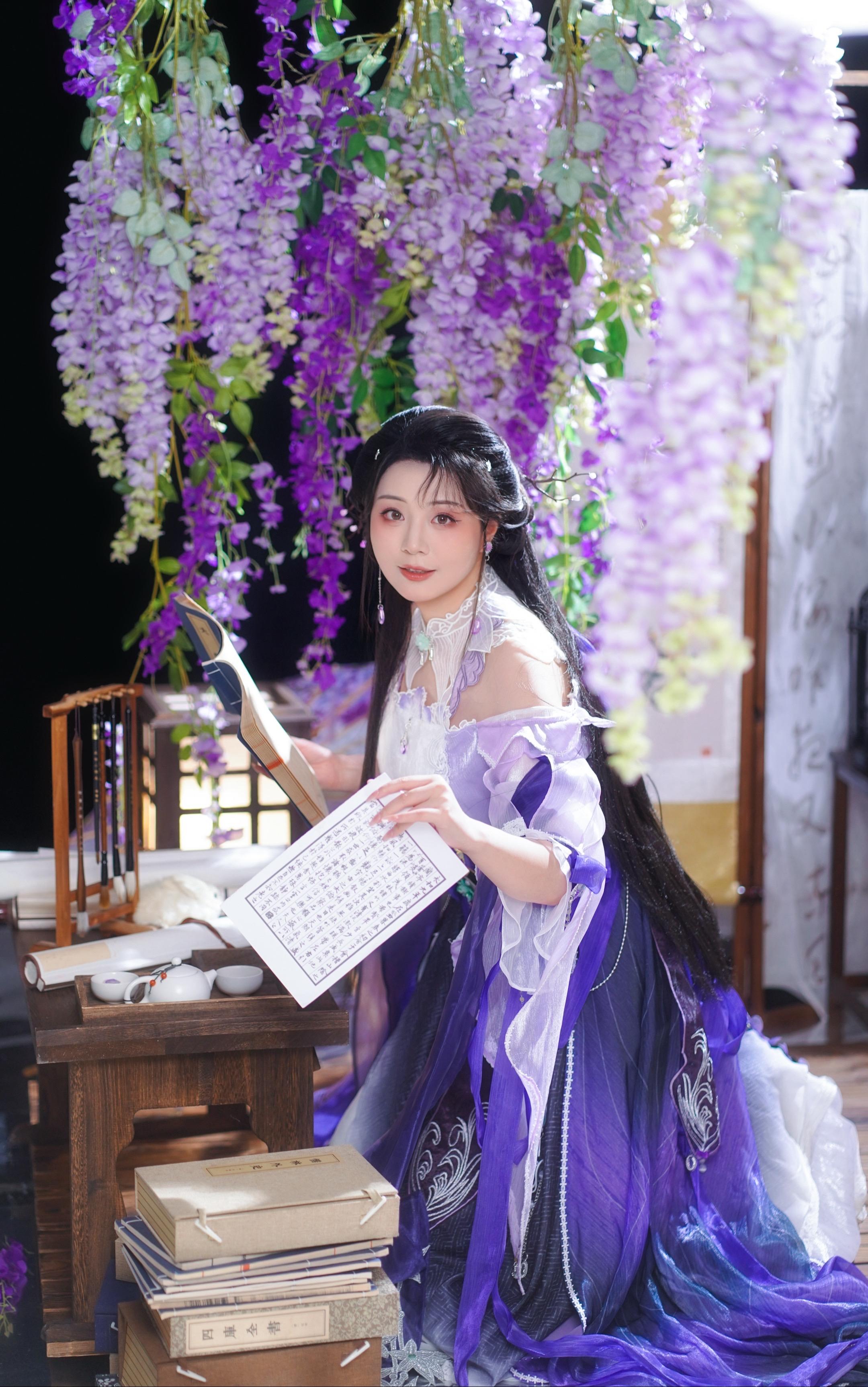 客片:有这样的亲友你几点上号？是温柔的花姐！！！！！花姐花姐我们喜欢你...