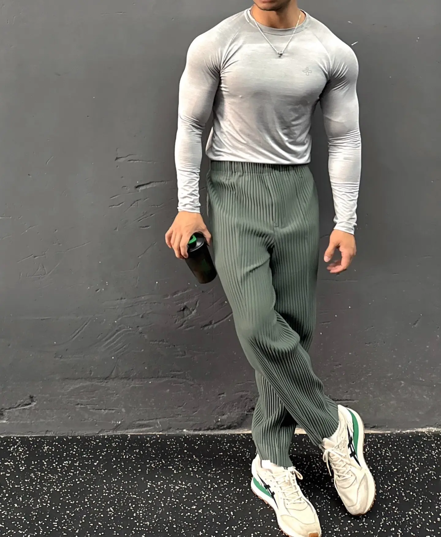 失去的所有人中 我最怀念自己。