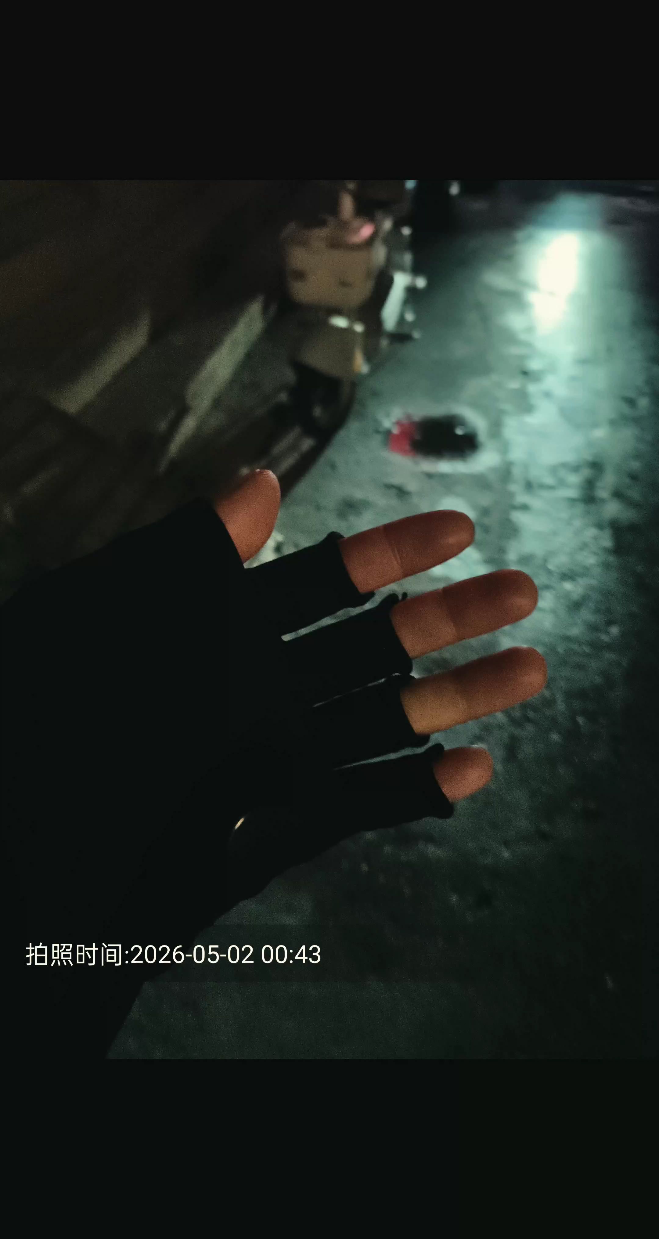 你能做得到的，我做不到    但我能做到的，你也100%做不到   别...