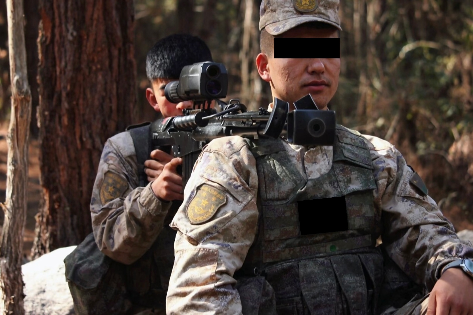 一个敢瞄一个敢架[doge] ​​​