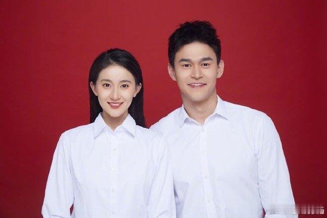 孙杨好高好帅  之前看孙杨觉得不丑，但也绝对不好看，自从和张豆豆结婚后，现在看孙