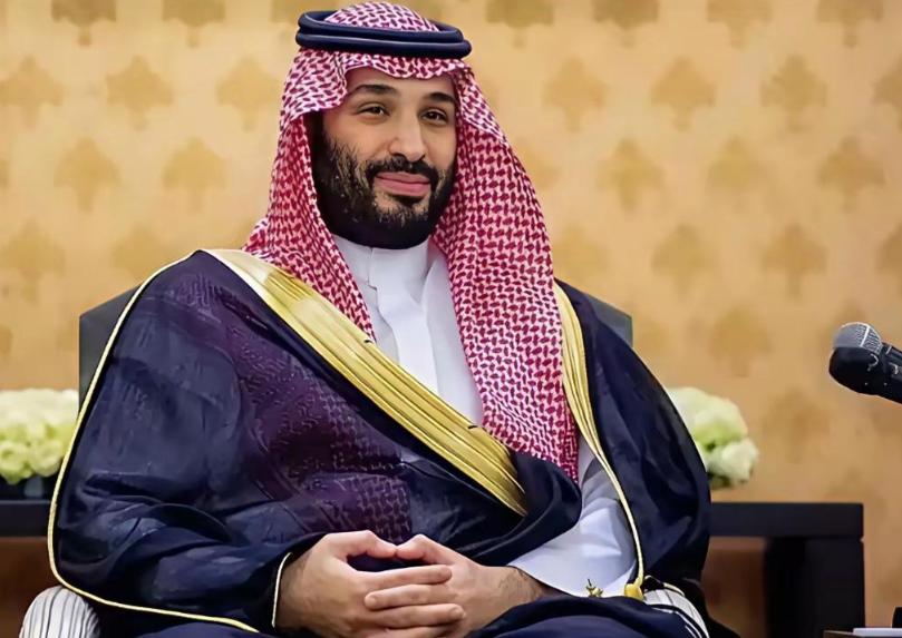 沙特正式向美军开放法赫德空军基地！很多人以为利雅得只是想找个保镖保命。错了！真相