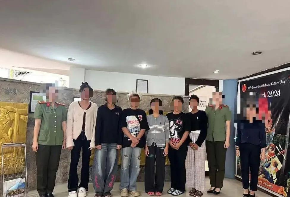 跨境婚介陷阱频发，柬埔寨少女梦碎边关
近日，一则令人痛心的消息从柬埔寨传来：六名