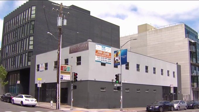 库里豪掷850万美元，购买一座紧邻大通中心的办公楼这栋原本仅有2层的办公楼预计将