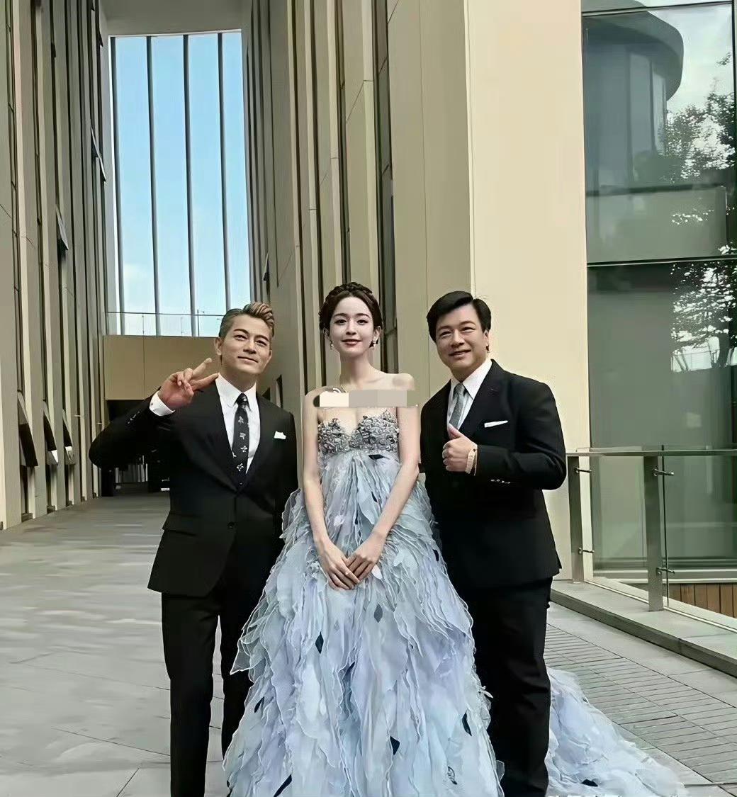 娜扎竟然比天王郭富城高出这么多！娜扎身高 她着实既美丽动人，身材比例又极为完美！