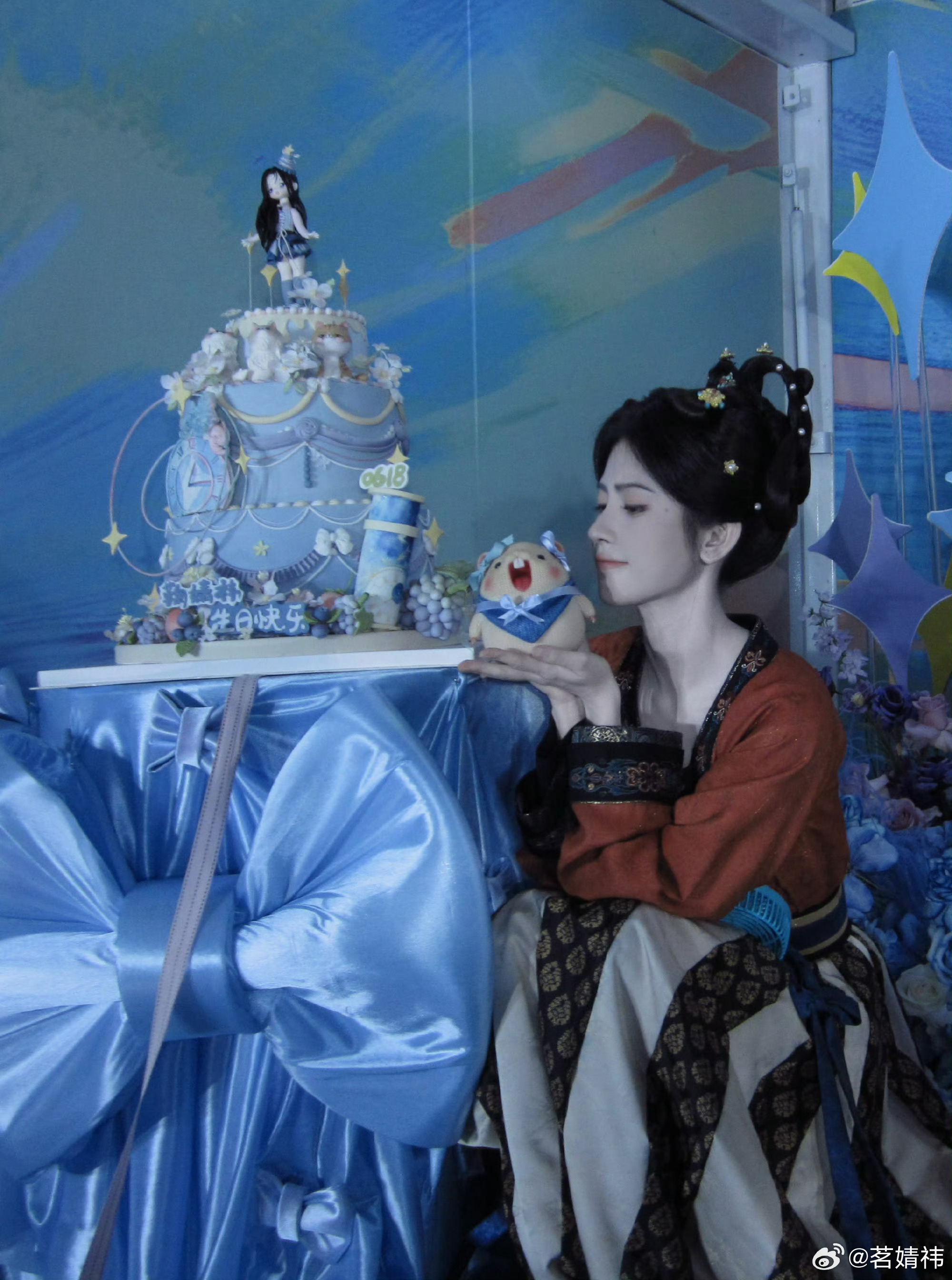 鞠婧祎阿黛jjy鞠婧祎姜黎非“怕什么 你永远在我的青春里拔得头筹 在我的岁月里熠