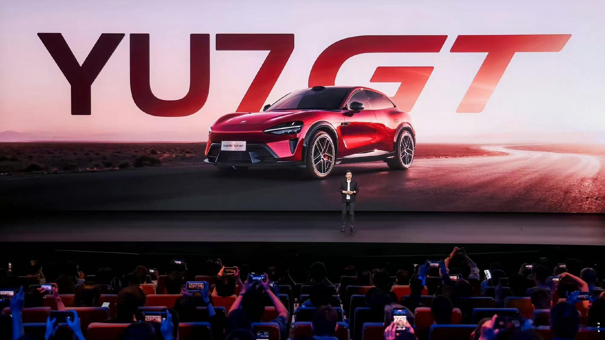 小米YU7 GT价格：38.99万，比MAX贵6万，比SU7 U版便宜14万。如