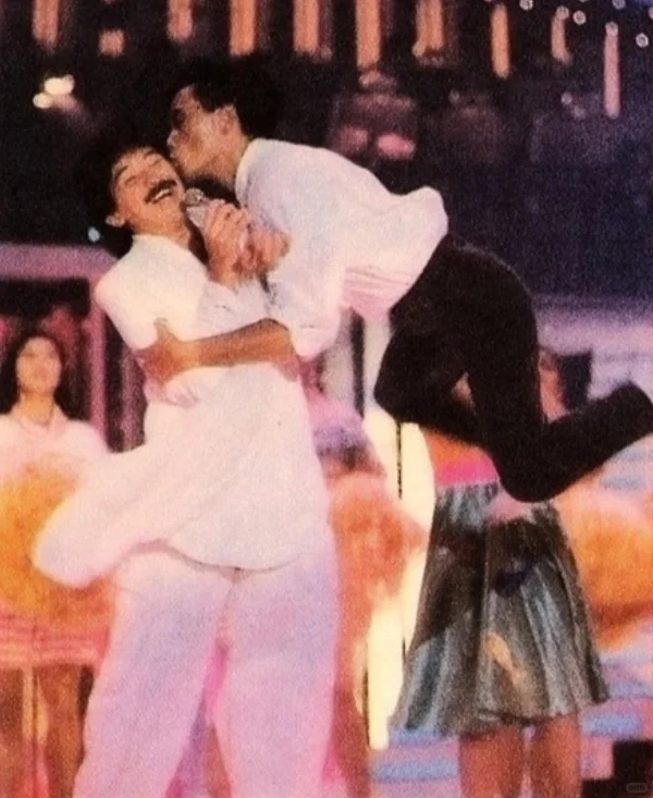 哥你不是恐高么 跳这么高不会怕么