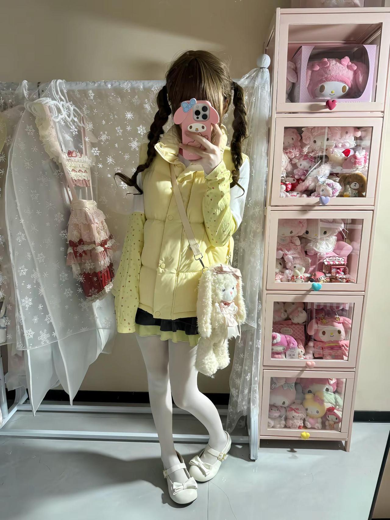 有时候很想问问你 为什么她有的我没有软妹穿搭