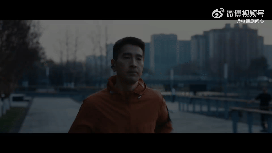 赵又廷问心2三年不见变化好大赵又廷变化真的好大呀，在《问心2》里饰演的周筱风气场