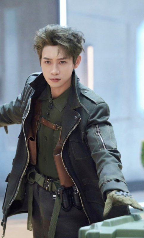 大侦探谁是沙漠赢家大侦探 黑沙暴封锁旅馆，六人各怀秘密。风沙中真假难辨，谁是猎物