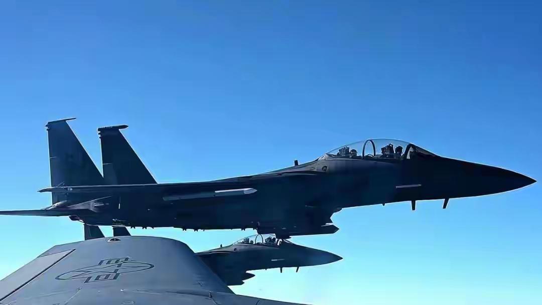 当地时间2026年1月20日凌晨，俄罗斯对乌克兰发动大规模空袭，动用了包括“锆石