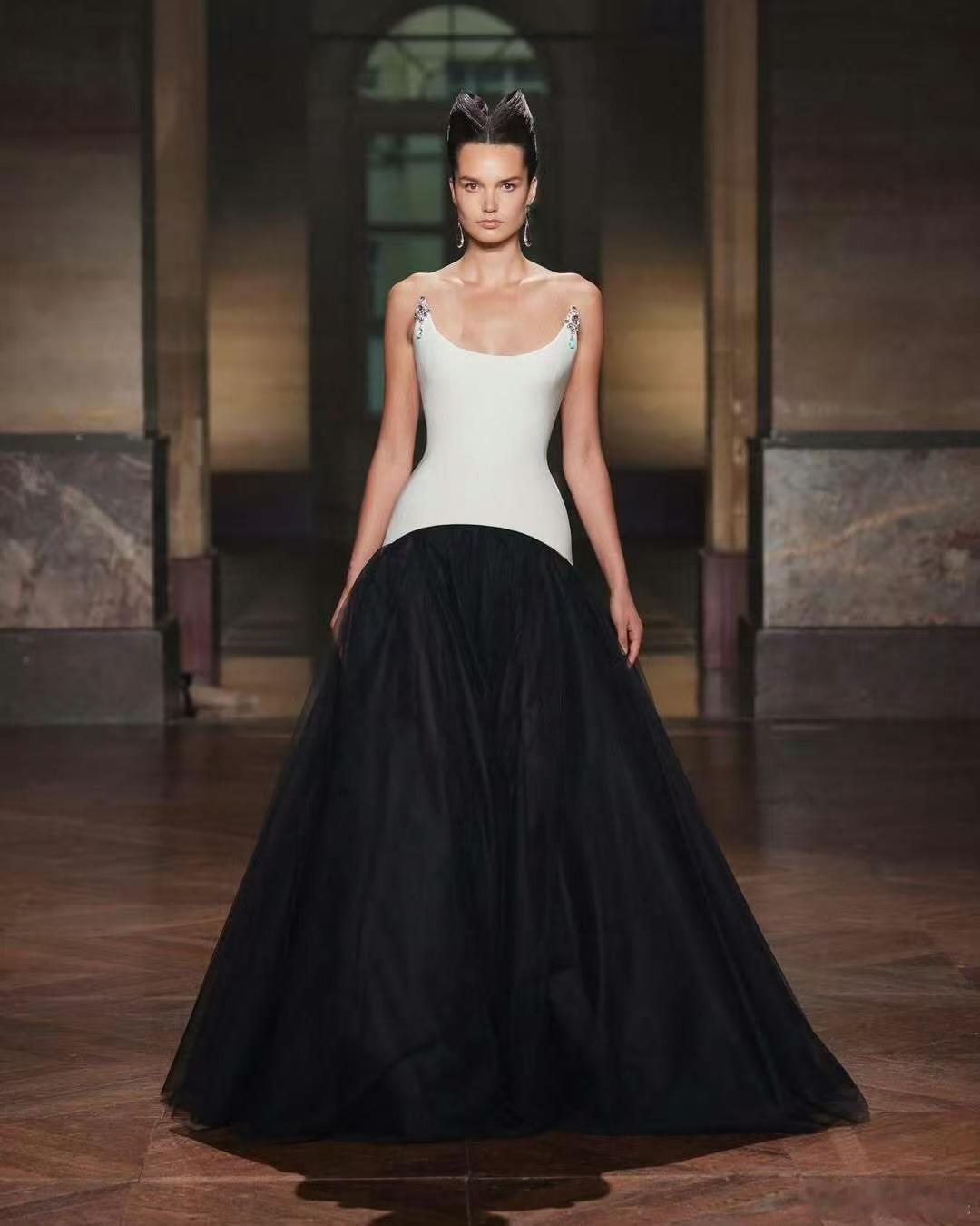 Jennie秋冬高定JennieGH高定JennieGH高定，妈妈妈妈。哇喔 