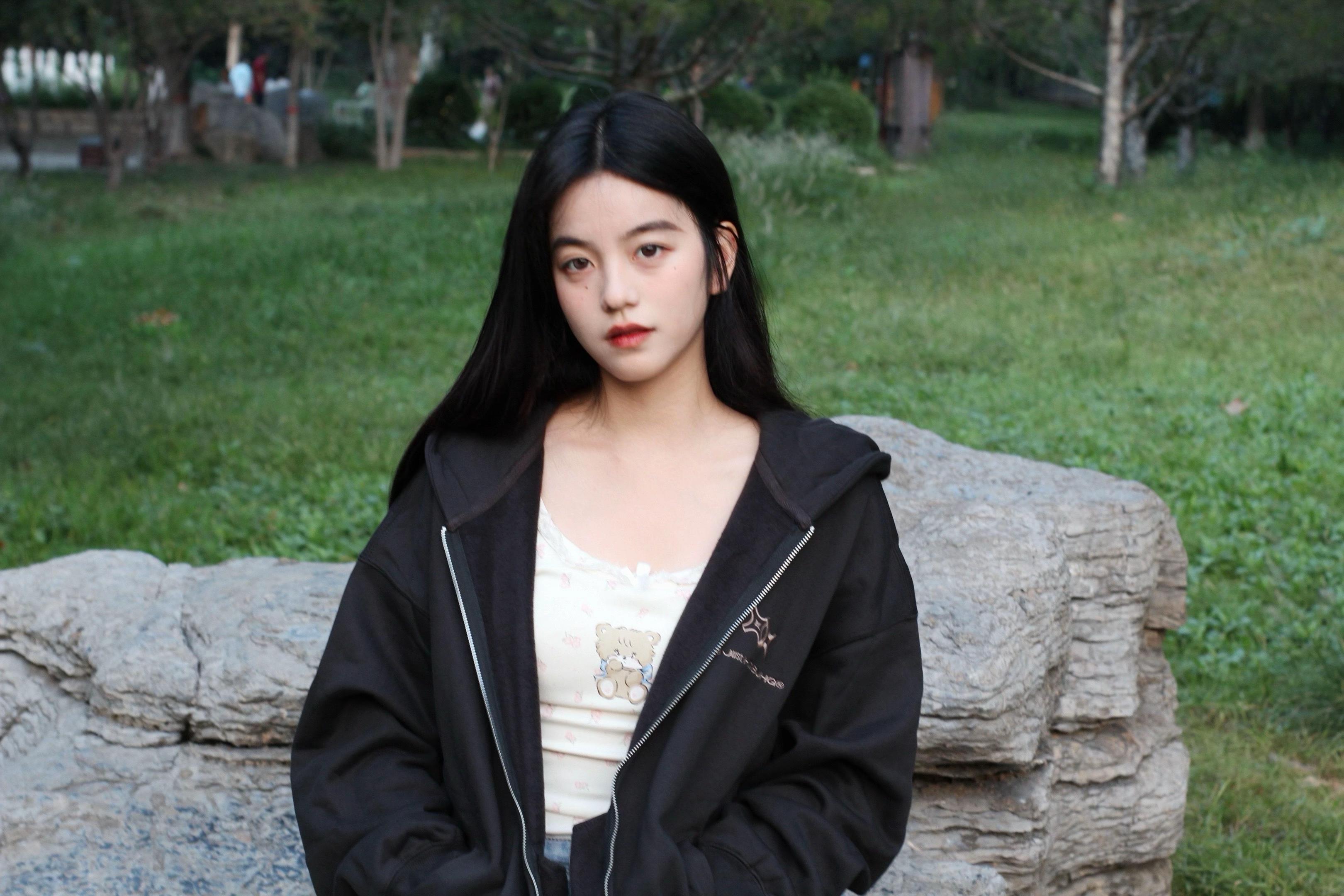 日子又和河水一样潺潺流动 我还没忘记第一次见你的眼睛₍˄·͈༝·͈˄₎◞ ̑̑