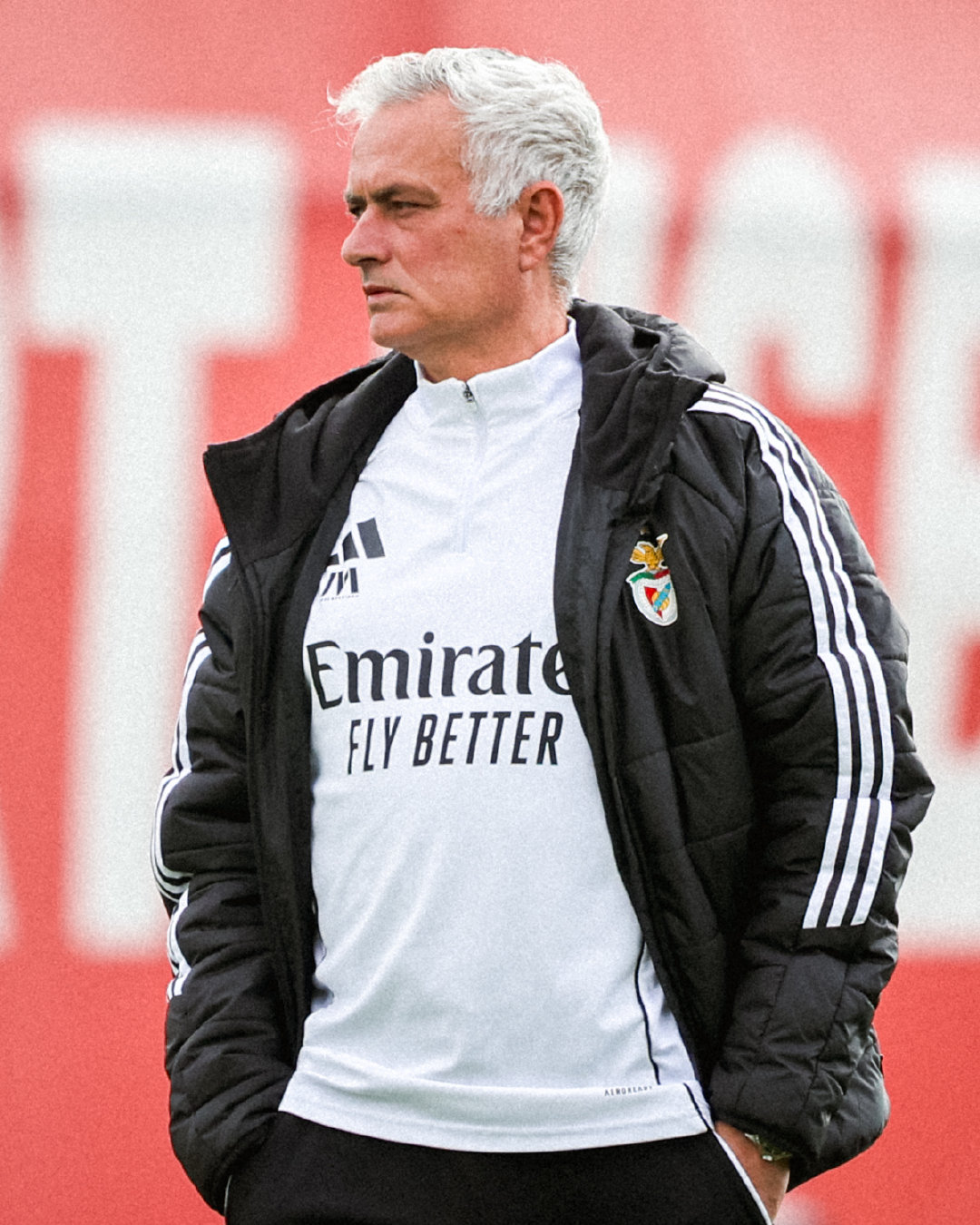 穆里尼奥率队备战皇马中 