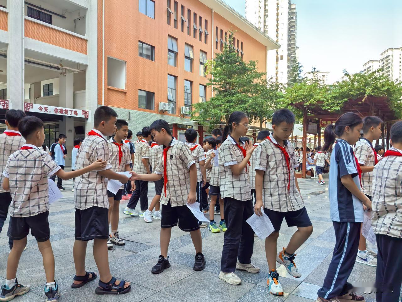 广西婚假增加对年轻人有多大吸引力结婚是为了奔这个假期而去的吗？答案是否定的。工作