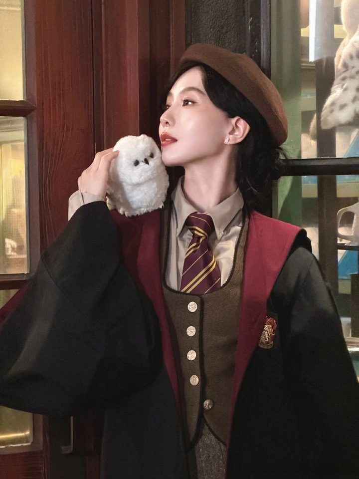 刘诗诗霍格沃茨造型刷屏！清冷女神的反差感才是真绝 ​​​