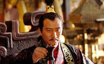 春秋时期的吴王夫差死的蛮可惜的。其实吴国战败，越王勾践给吴王夫差开的条件也是，给