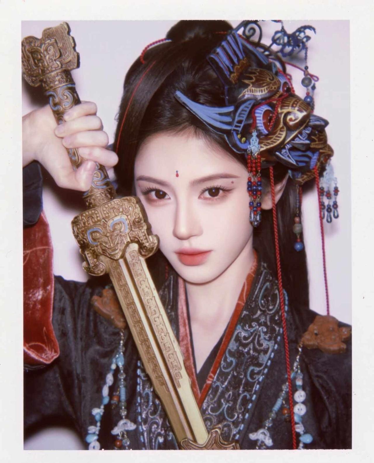 挥剑断天涯鞠婧祎阿黛苏绿夏万花世界