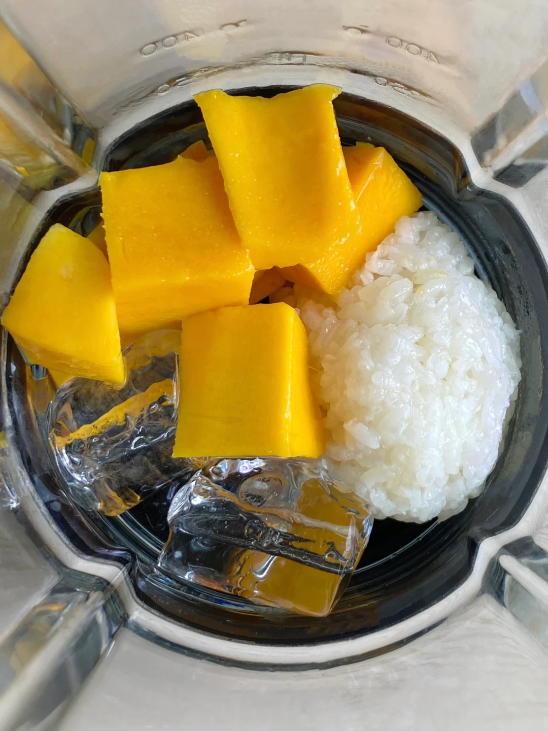 🥭跟风做的贵州芒果冰浆！简直太安逸了～