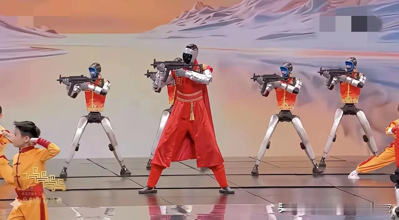 【东方大国或已步入机械战警时代】

东方军队的实力一直在隐藏，但春晚暴露了这个真