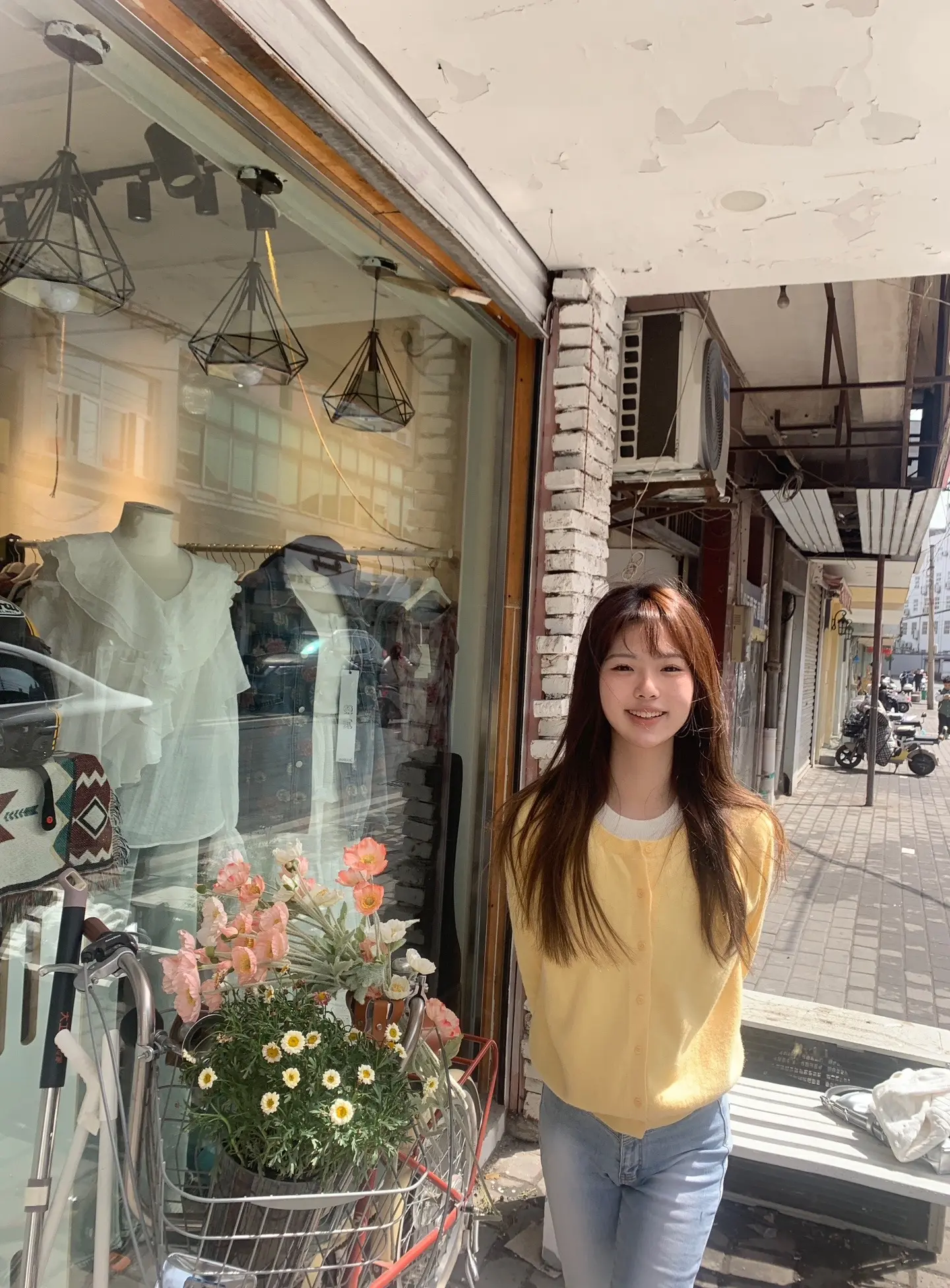 春天没有心事   春天只顾花开。